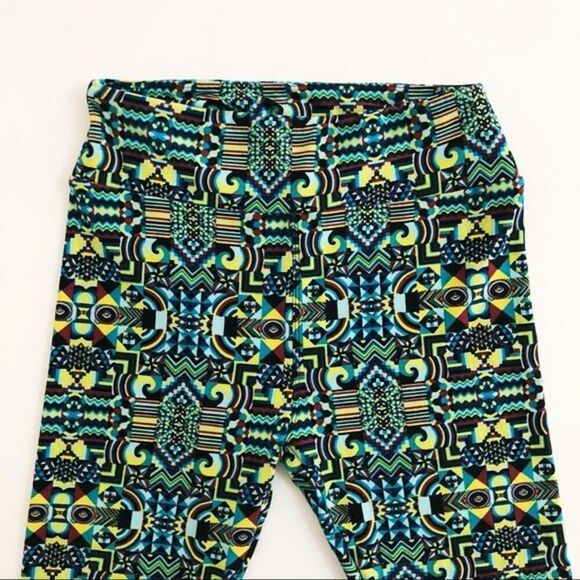 LuLaRoe Geometric Green Cozy Leggings - Picture 1 of 6